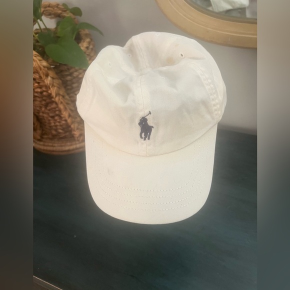 Polo white Ralph Lauren hat. - Picture 1 of 6